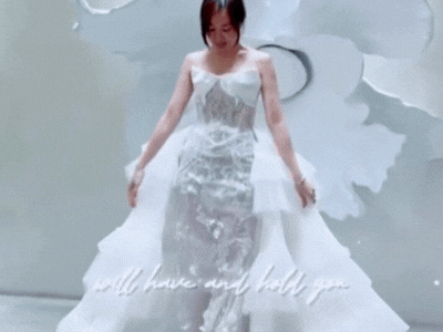 Lộ clip nữ ca sĩ Việt thử váy cưới, chuẩn bị kết hôn với chồng Việt kiều 