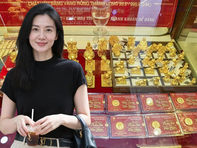 40 tuổi chưa từng mua vàng, tôi tự hỏi: Có phải mình kém quá rồi không?