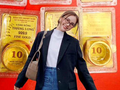 Ngày cưới được mẹ cho 5 cây vàng lúc giá vàng hơn 180 triệu, tôi mới hiểu cách mẹ “lo việc lớn“