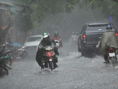 Không khí lạnh mới sắp tràn về, miền Bắc nguy cơ mưa đá, dông lốc dữ dội