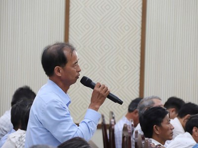 Người dân lo ngại thuốc giả, sữa giả tràn lan trên thị trường