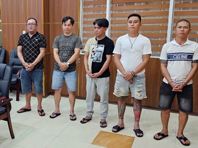 Triệt phá đường dây cá độ bóng đá hơn 100 tỉ đồng