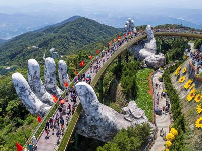 Hơn 610.000 lượt khách, thu 2.426 tỷ đồng