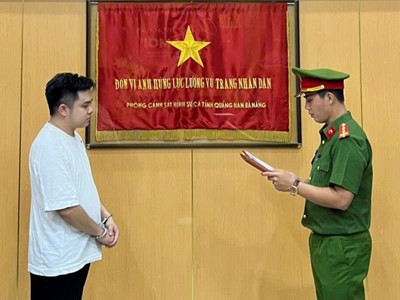 Bắt tạm giam đối tượng mạo danh giám đốc, lừa đảo hàng tỉ đồng