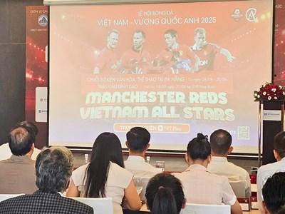 Huyền thoại MU hội ngộ cùng người hâm mộ Việt