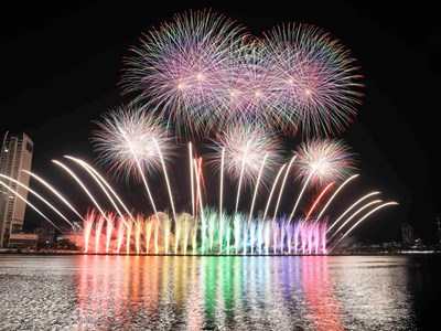 Bùng nổ cảm xúc với đêm pháo hoa “Nghệ thuật sáng tạo”