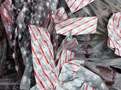 Phát hiện lượng lớn thuốc tân dược bị vứt bỏ, liên quan lô thuốc từng bị thu hồi