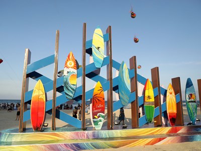 “Sắc màu nghệ thuật biển” - Không gian check-in rực rỡ giữa lòng Đà Nẵng