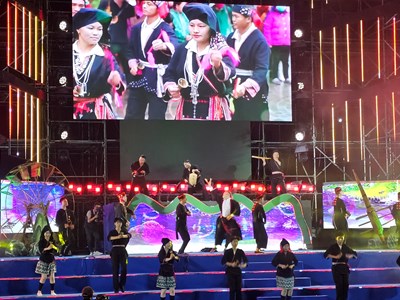 Đặc sắc chương trình nghệ thuật “Sắc màu Sơn La” tại Đà Nẵng