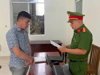 Bắt đối tượng lừa bán đất dự án, chiếm đoạt hơn 2,3 tỉ đồng