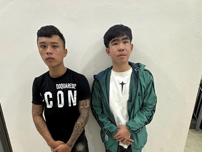 Bắt hai đối tượng trộm cắp tài sản của du khách nước ngoài tại bãi biển