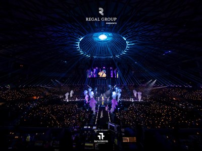 Đại nhạc hội sân khấu 360 độ đầu tiên tại Việt Nam – bùng nổ cùng 10.000 khán giả bất chấp mưa lớn