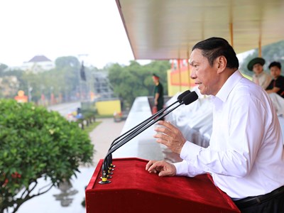 Bộ trưởng Nguyễn Văn Hùng kiểm tra, nghiệm thu hệ thống âm thanh phục vụ Lễ kỷ niệm, diễu binh, diễu hành 80 năm Quốc khánh 