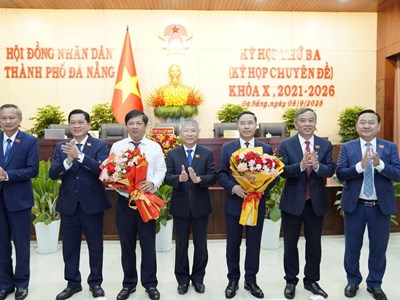 Ông Phạm Đức Ấn được bầu làm Chủ tịch UBND TP Đà Nẵng