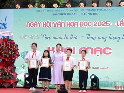 Gieo mầm tri thức - Thắp sáng tương lai