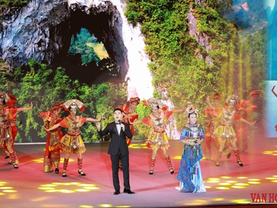 Chương trình nghệ thuật “Chung một mái nhà, cùng một vầng trăng - Tết Trung thu”