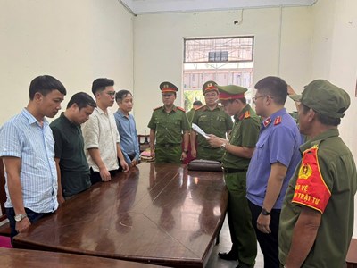 Khởi tố 4 bị can trong vụ đấu giá khoáng sản bất thường tại Đà Nẵng