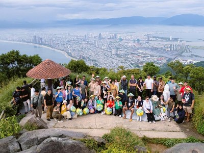 Các tuyến tham quan, dã ngoại ở bán đảo Sơn Trà hút khách 