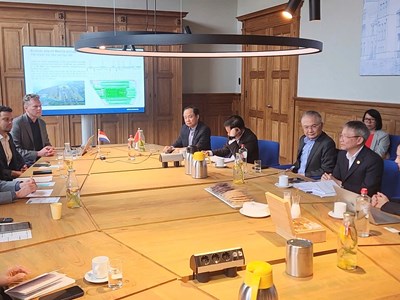 Đà Nẵng thu hút đầu tư lĩnh vực đô thị thông minh, hàng không và cảng biển tại Hà Lan