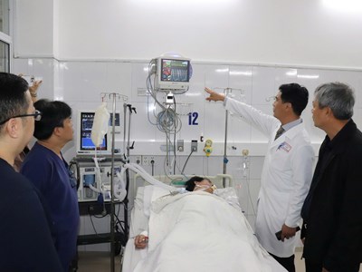 Ngạt khí ở Đà Nẵng: Nỗ lực cứu chữa 4 nạn nhân