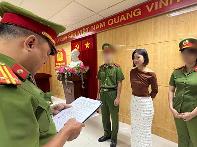 Khởi tố cô gái 9X dùng hợp đồng đất giả để chiếm đoạt tiền góp vốn