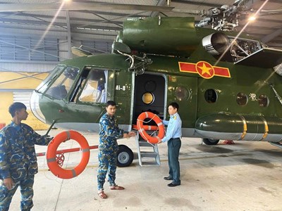 Huy động hàng trăm phao cứu hộ hỗ trợ vùng lũ Gia Lai, Đắk Lắk