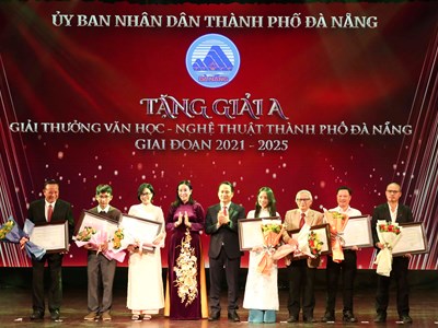 Đà Nẵng trao Giải thưởng Văn học - Nghệ thuật giai đoạn 2021 - 2025