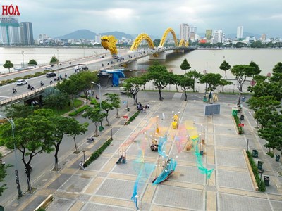 Không gian Tết truyền thống rộn ràng bên sông Hàn