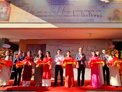 Khai mạc Triển lãm “Ngựa và hoa trong sáng tác của Lê Bá Đảng” tại Đà Nẵng