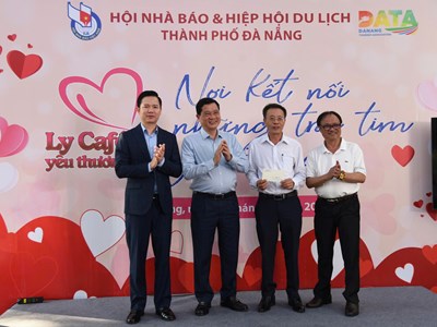 Chung tay vì cộng đồng từ “Ly café yêu thương”