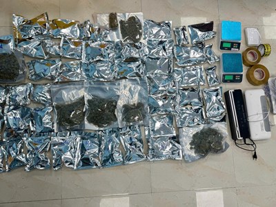 Triệt phá đường dây mua bán cần sa qua mạng xã hội