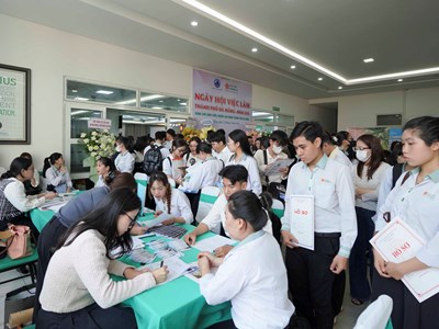 Hơn 8.000 lượt phỏng vấn tại Ngày hội việc làm 2026 ở Đà Nẵng
