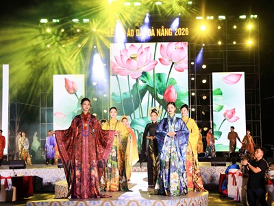 Áo dài Việt Nam trong đời sống đương đại