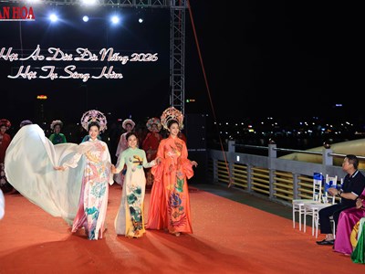 Khép lại Lễ hội Áo dài Đà Nẵng 2026 bằng “bản hòa ca” trên sông Hàn