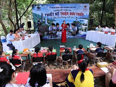 “Sơn Trà trong mắt em”: Lan tỏa tình yêu quê hương qua từng tấm thiệp, bưu thiếp