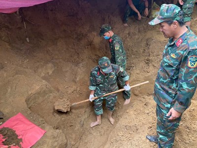 Quy tập 3 hài cốt liệt sĩ tại phường Điện Bàn từ nguồn tin của nhân dân
