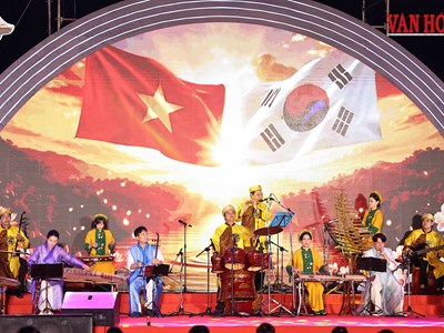 Kết nối văn hóa, mở rộng không gian hợp tác