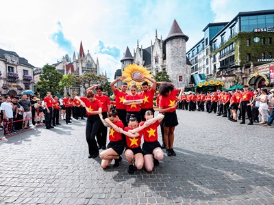 Chạm nhịp tự hào, nối dài hành trình trải nghiệm