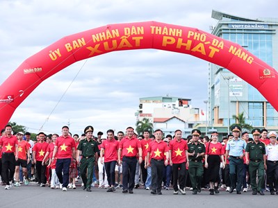 Đà Nẵng: Hơn 22.000 người hưởng ứng chương trình đi bộ “Cùng Việt Nam tiến bước”
