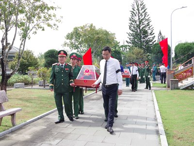 Đà Nẵng truy điệu, an táng 14 hài cốt liệt sĩ tại Hội An