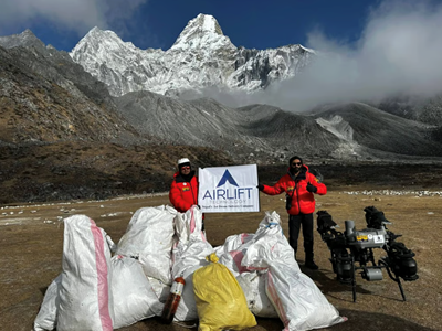 Nepal quyết liệt dọn dẹp rác thải trên đỉnh Everest