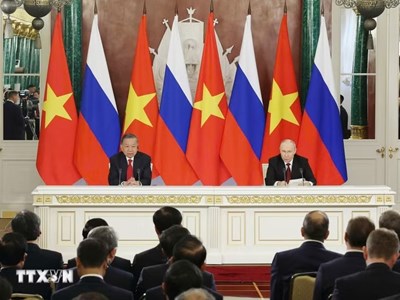Bộ Ngoại giao thông tin về việc Nga hướng tới miễn thị thực nhập cảnh cho công dân Việt Nam 