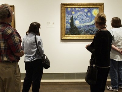 Nghiên cứu mới hé lộ thời điểm danh họa Van Gogh vẽ “Đêm đầy sao“
