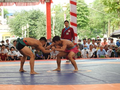 Hơn 160 VĐV tham gia “Giải vật dân tộc Hà Nội mở rộng - tranh cúp Phùng Hưng”