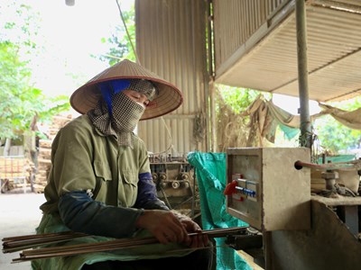 Tăng cường tiếp cận BHXH tự nguyện đến người lao động ở làng nghề