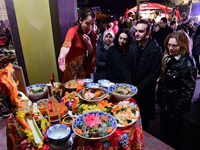 Đầu tư trọng tâm, đưa bản sắc văn hoá Thủ đô ra thế giới