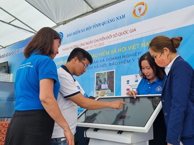 Đẩy mạnh chuyển đổi số các thủ tục hành chính ngành BHXH