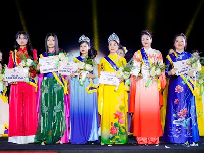 Rực rỡ cuộc thi ảnh “Người đẹp Áo dài và Sen” năm 2024