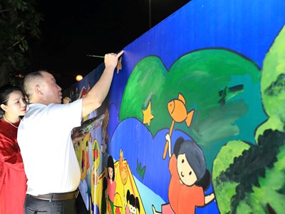 Bức tranh Trung thu khổng lồ trong đêm hội Trăng rằm 