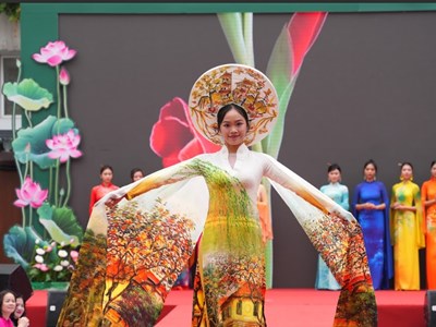 Phát động Tháng Áo dài Hà Nội năm 2024